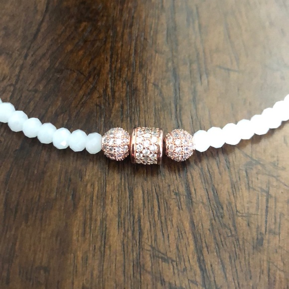 Rachel Lynn Chicago White Beaded 5 Wrap Bracelet - Picture 3 of 4